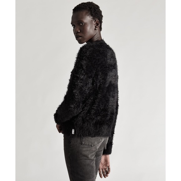 Revolve One Teaspoon Sugarloaf Fuzzy Crop Knit Sweater Black Size S NWT - Picture 16 of 16